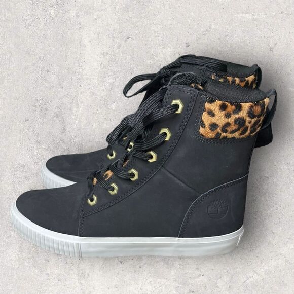 Timberland Skyla Bay 6” Walking Boot - Picture 1 of 9